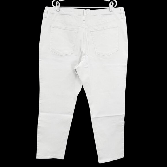 NWT Terra & Sky Women's Straight High Rise Stretch White Denim Jeans Plus Sz 20W - Picture 2 of 9